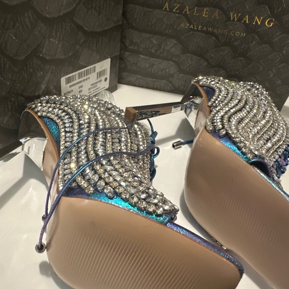 Azalea Wang (Ariel Embellished Heels) - Picture 5 of 6
